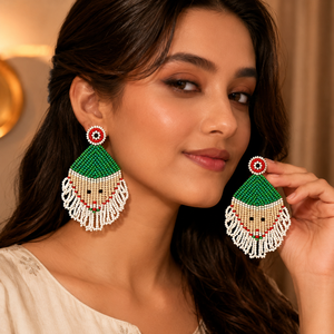 SSTRINGZ ER042 Boucles d'oreilles pendantes festives faites à la main pour femme, motif Père Noël perlé, bijoux de Noël en perles de rocaille, vente en gros - Product Image 4
