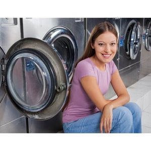 Lavadora de Alta Resistencia de 9.5 kg: Alta Velocidad de Centrifugado (1200 rpm), Modo Eco, Liberación Instantánea de la Puerta - Equilibrio Dinámico y Opciones de Lavado Mejoradas - Product Image 3