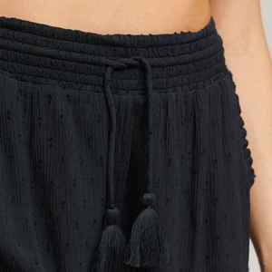 Top Trending Summer Design Custom Logo Breathable Fitness Wear Outdoor Party Fashion Women Beach Shorts - Product Image 6