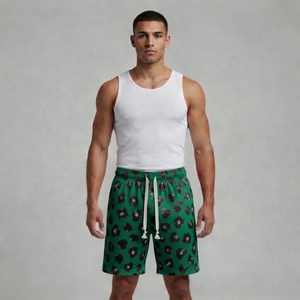 Shorts en maille unisexe Pro Performance Ruby Red Cheetah Sublimation, vêtements décontractés avec imprimé animal audacieux et cordon de serrage réglable - Product Image 2