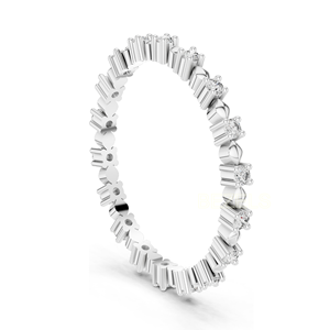 Bague empilable en or jaune 18 carats avec diamants de laboratoire Eternity Lab Grown, motif pyramide perlée - Product Image 4