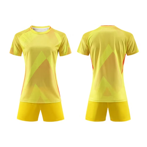 Ensemble d'uniformes de football pour femmes athlétiques, maillot et short respirants, kit de match professionnel pour équipes féminines - Product Image 1