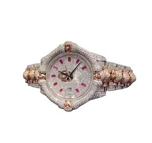 Montre numérique à quartz de luxe classique et tendance hip-hop, forme de crâne, bicolore, avec moissanite personnalisée et bracelet en acier inoxydable - Product Image 4