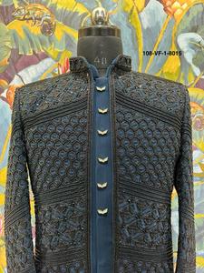 Sherwani Indo-Occidental Azul Marino Premium para Hombre, con Bordado Geométrico Texturizado Negro Intenso, para Bodas Reales y Estilo Moderno y Audaz - Product Image 2