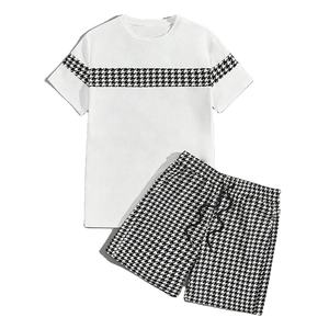 Vente en gros de vêtements respirants grande taille pour hommes t-shirts personnalisés pour hommes survêtements courts ensemble de shorts d'été unis ajustés de couleur unie - Product Image 1