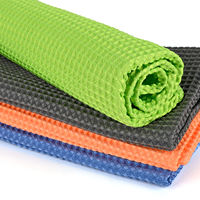 Handuk Pengering Mikrofiber Waffle Polos Cepat Kering Bebas Goresan Serbaguna untuk Mengelap Kaca Mobil dan Wadah Golf