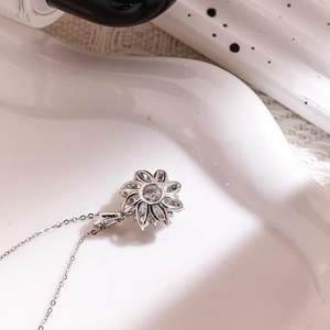 Collar con Colgante de Zirconia en Forma de Flor, Chapado en Rodio, Conjunto de Joyería para Mujer, Estilo Romántico para Boda - Product Image 2