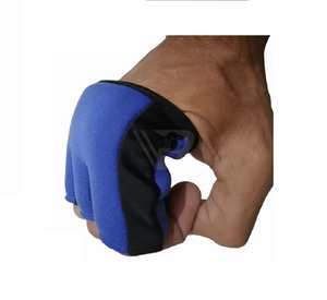 Protège-poignets en coton noir pour la boxe, équipement d'entraînement, toutes saisons, ajustement confortable - Product Image 1