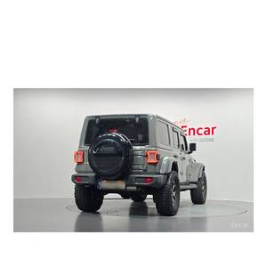 Jeep Wrangler 2.0 Overland 2021, 4 Puertas, 31,338 km, Automático, Asientos de Tela, Volante a la Izquierda, Cámara Trasera - Product Image 4