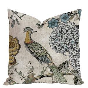 Housses de coussin en coton imprimé d'art Confort lisse Surface confortable Tissu doux Texture élégante Sensation de sommeil vibrante - Product Image 1