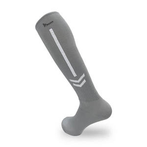 Calcetines Deportivos de Malla Transpirable de Algodón para Hombre, para Baloncesto y Náutica, Primavera-Verano - Blancos y Negros, Versión Corta y Alta - Product Image 1