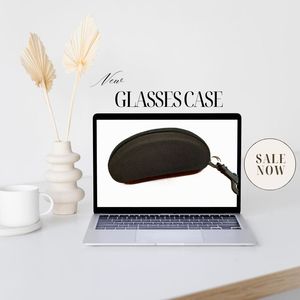 Étui à lunettes semi-rigide personnalisé noir avec rangement et design simple - Product Image 1