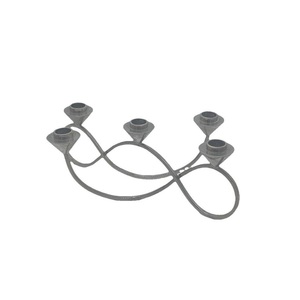 Magnifique porte-bougie décoratif avec support en métal poli pour la décoration d'éclairage de mariage, de festival ou de maison - Product Image 1