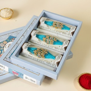 Pulseras y Brazaletes Rakhi de Diseño de Alta Calidad para Niños, Ideales para el Festival del Hermano - Product Image 1