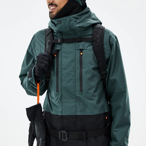 Vestes de ski pour hommes de haute qualité, personnalisées, imperméables, grandes tailles, en vente, fabriquées au Pakistan. - Product Image 1