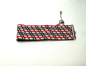 Pulsera de cuentas hecha a mano, rojo, negro, blanco, patrón geométrico, joyería de moda, diseño exquisito - Product Image 4