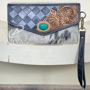 Nouveauté : Portefeuille long vintage pour femme en cuir de vachette travaillé à la main, motif à carreaux, avec blocage RFID, et dragonne - Product Image 1