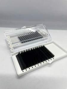 Extensiones de Pestañas de Cabello Sintético al por Mayor, Bandejas de Pestañas 0.03mm Curva C, Cachemira Natural Suave, Negro Mate, Mega Volumen, Personalizadas - Product Image 6