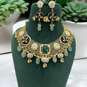 Exquisito conjunto de collar de Gargantilla Kundan Polki de novia india tradicional con pendientes de piedra - Product Image 1