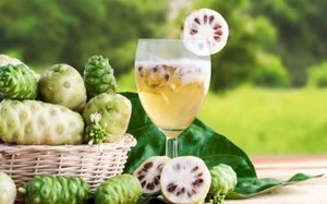 Jugo de Noni Vietnamita Puro de Exportación - 100% Fruta Fresca Real Sin Químicos Para el Desayuno - Product Image 3