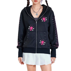 Sudadera con capucha de streetwear con logo de calavera y pedrería de cristal para mujer - Product Image 1