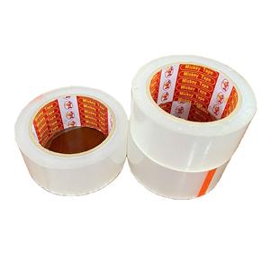 Cinta OPP duradera de una sola cara de alta calidad con adhesivo acrílico Fácil de usar para embalaje industrial Transporte seguro Garantizar - Product Image 1