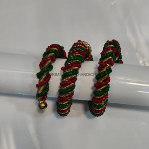 Anneaux de serviette perlés multicolores personnalisés – Magnifique design pour mariages, fêtes et décoration intérieure – Porte-serviettes - Product Image 5