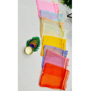 Ensemble cadeau de lampes Diya artisanales de qualité supérieure avec des sacs en organza multicolores à cordon pour les cadeaux de mariage et la décoration festive - Product Image 3