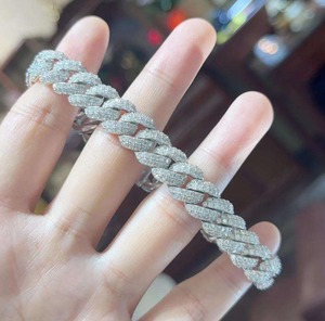 Pulsera de Lujo para Hombre, Plata 925, Baño de Rodio, Estilo Cubano, con Microincrustaciones de Diamantes Redondos Brillantes - Product Image 1