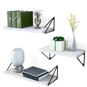 Estante Flotante de Pared con Forma de Diamante Moderno, 3 Estantes, Madera y Marco de Metal Negro, Diseño Minimalista, Muebles para Sala de Estar - Product Image 3