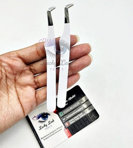 Pince à épiler d'extension de cils en acier inoxydable courte et solide Embouts en fibre blanche à volume élevé Outil d'utilisation des sourcils - Product Image 4