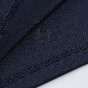 Uniforme de Baloncesto Ligero para Hombre, Conjunto de Camiseta y Pantalones Cortos, Ropa Deportiva Resistente y Transpirable, 100% Poliéster, Ideal para Entrenamiento en Equipo - Product Image 5