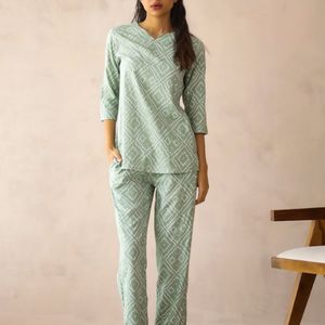 Women Night Dress Warm Winter Sleepwear Long Length Nightgown Thick Cotton Fabric Cozy Home Clothing Female <b>Jumper</b> - Product Image 1
