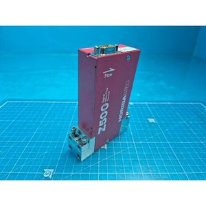 Contrôleur de débit massique HORIBA STEC SEC-Z511X N2 10SLM SEC-Z511X d'occasion – Pièces d'équipement semi-conducteur d'époque - Product Image 2