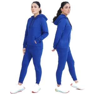 ชุดวอร์มผู้หญิงแบบสวมใส่สบาย 2 ชิ้น เสื้อฮู้ดแขนยาวคุณภาพสูง กางเกงวอร์มผ้าฟลีซ ระบายอากาศได้ดี เป็นมิตรกับสิ่งแวดล้อม เหมาะสำหรับฤดูหนาว - Product Image 1