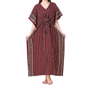Robe de nuit élégante pour femmes Masha, à fleurs, légère, respirante, robe de nuit maxi - Product Image 3