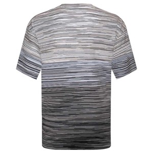 เสื้อยืดสีพื้นสุดคลาสสิก - ผ้าฝ้ายออร์แกนิคคุณภาพสูง - ลุคทันสมัยสำหรับผู้ชายยุคใหม่ - สไตล์เรียบง่ายแต่โดดเด่น ปี 2026 - Product Image 4