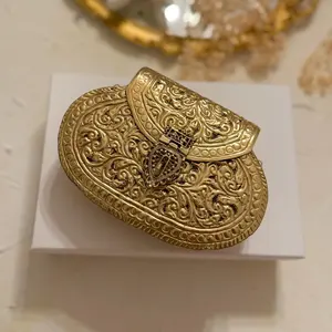 Pochette de soirée en laiton de qualité supérieure pour femmes, idéale pour mariage, festival et fête, pochette ethnique en laiton avec travail artisanal pour femmes - Product Image 2