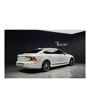 Volvo S90 B6 AWD Ultimate 2024, Volante a la Izquierda, Caja de Cambios Automática, Asientos de Cuero, Cámara Trasera, Emisión Euro V, 32,440 km, Brillante - Product Image 2