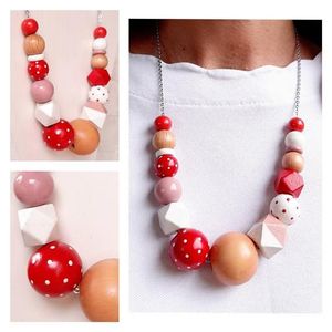 Collier de perles en résine et bois faites à la main, style contemporain, de RR Enterprises, fabriqué en Inde pour les acheteurs mondiaux (vente en gros) - Product Image 6