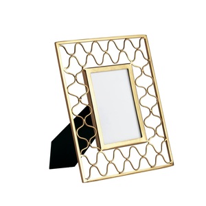 Wholesale Bamboo Joint Design <b>Gold</b> <b>Frame</b> Premium Metal Craft <b>Picture</b> <b>Frame</b> Hotel & Office Decorative <b>Gold</b> Plated Photo Display - Product Image 6