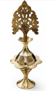 Surma Dani traditionnel en laiton avec applicateur décoratif, conteneur à kohl fait main finition or pour le stockage du kajal, vintage - Product Image 2