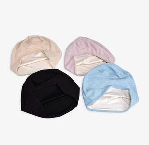 Chapeau d'hiver décontracté unisexe en jacquard 100 % acrylique à rayures, tricoté à la main, avec cache-oreilles, ajustable pour enfants - Product Image 1