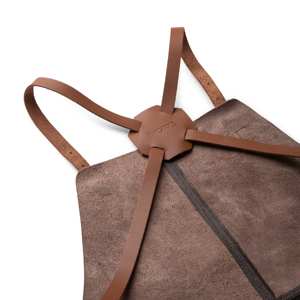 Tablier de barbecue professionnel en cuir pleine fleur, anti-odeurs et résistant, idéal pour les événements culinaires en extérieur - Product Image 2