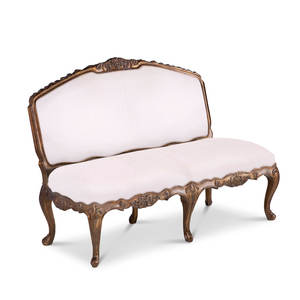 Sofá Clásico Europeo Tapizado de Dos Plazas para Sala de Estar, Estructura de Madera Maciza Tallada a Mano, Tela Elegante para Hogar, Hotel y Villa - Product Image 1