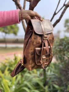 New Unique Designer Crunch Leather <b>Backpack</b> Stylish <b>Multi</b> Uses Bags Hot Sale Real Leather <b>Backpack</b> Wholesale Bulk Product - Product Image 2