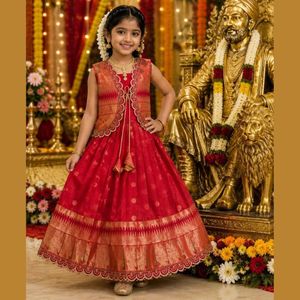 Robe pour enfants en soie Paithani rouge avec manteau de créateur, tissage Paithani traditionnel, entièrement cousue, tenue de mariage festive, vente en gros - Product Image 3