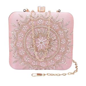 กระเป๋าคลัทช์ปักลายชาติพันธุ์ ราคาไม่แพง ทำมือ สวยเก๋ สำหรับสุภาพสตรี เหมาะสำหรับงานแต่งงาน งานปาร์ตี้ และโอกาสทั่วไป - Product Image 1