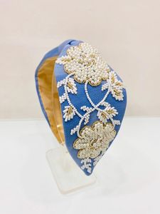 Bandeau décoratif brodé de perles fait main, accessoire de mode pour fêtes, mariages et événements - Product Image 6