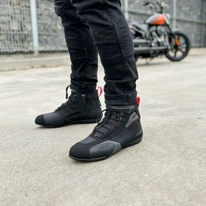 Botas Protectoras Impermeables de Cuero Genuino para Carreras de Motociclismo, Zapatos de Talla Grande, Transpirables, Todas las Estaciones - Product Image 5